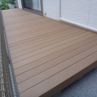 木粉はあらゆる用途に使われています。(例)ウッドデッキ