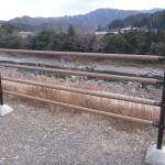 国土交通省設置基準適合の木粉製ガードパイプ・高欄部材（景観配慮型）