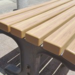 既存の木製ベンチを「木粉活用WPC素材」で改修させて頂きました！