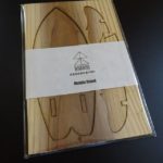 山と川と海をつなぐKUKUスマホスタンド