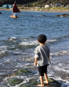 木の船 楽しそう～♪