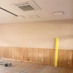 木粉の塗り壁Mokkun 桜谷小学校リノベーションに導入頂きました