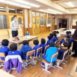 【相生木育教室1】相生小学校で1年生向けの木育教室を実施しました