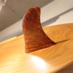 杉のサーフボード 杉って活かし方、見せ方で無限の可能性